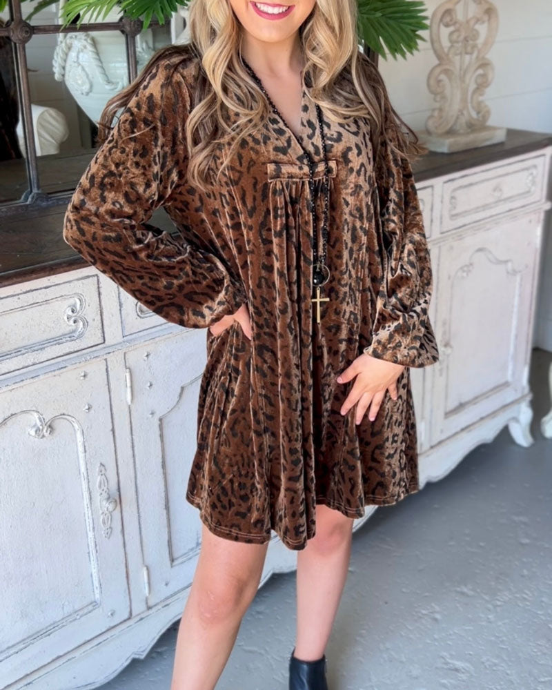 Changing Seasons Fashion Leopard Velvet Dress